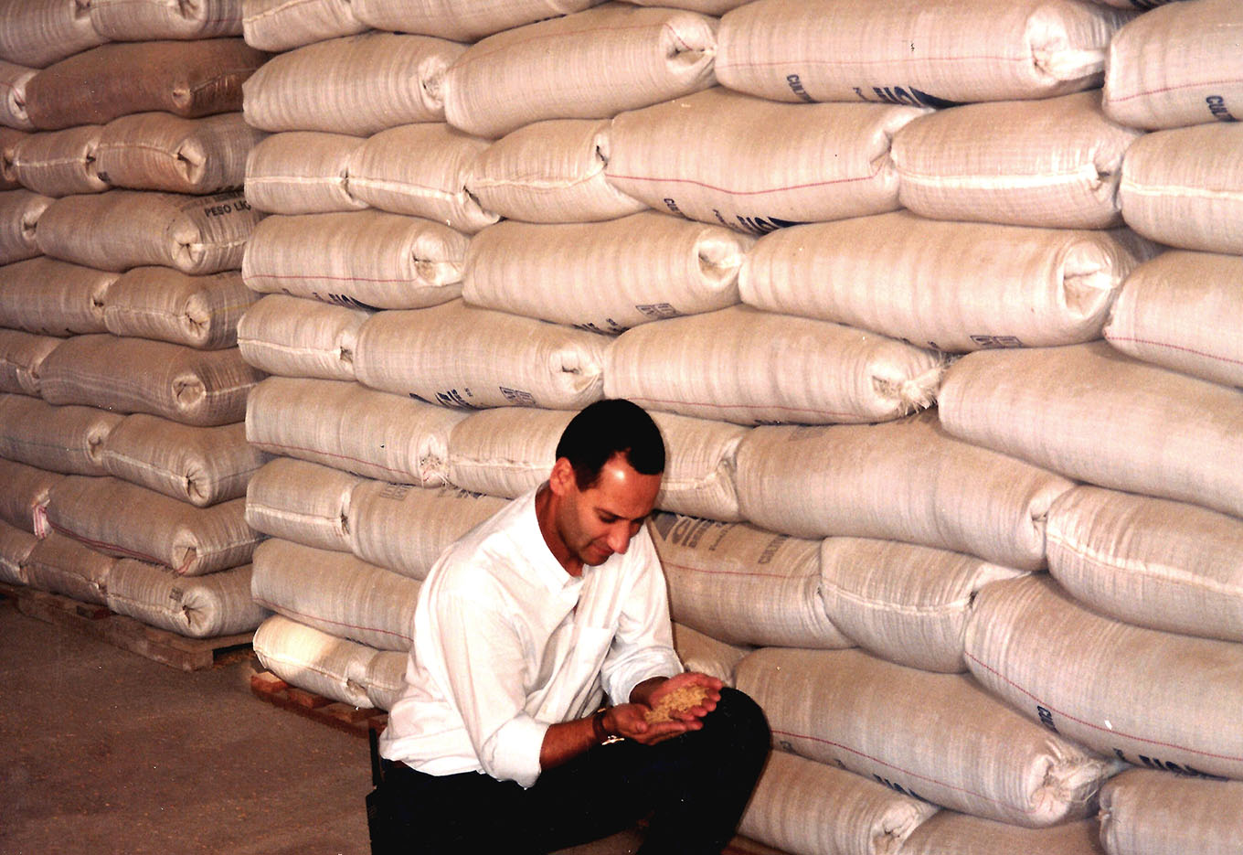 Experiência da Cooperativa COAGRU na Produção e Armazenagem de Sementes