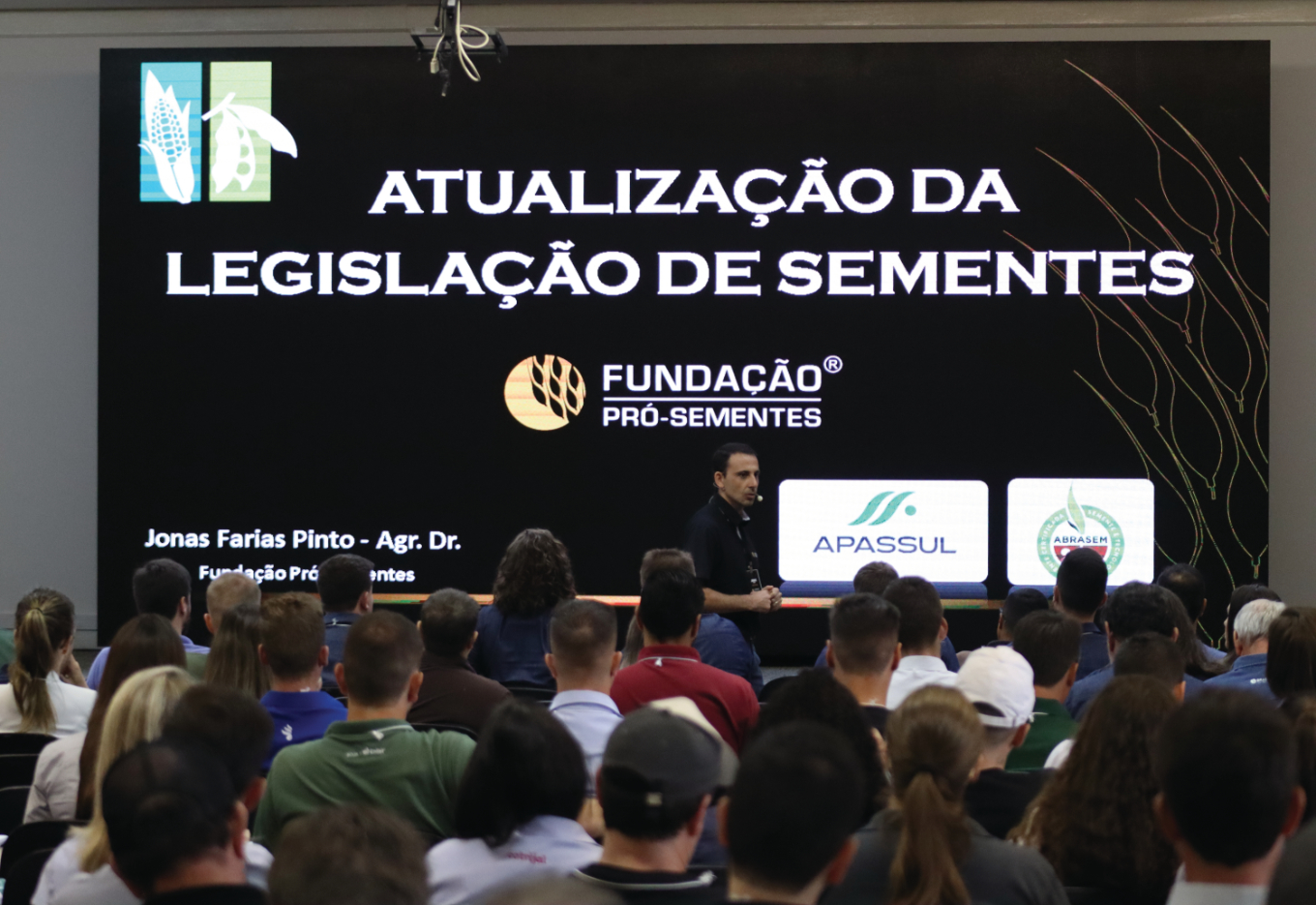 Treinamentos voltados para a atualização da legislação de sementes ocorrem por todo o Brasil