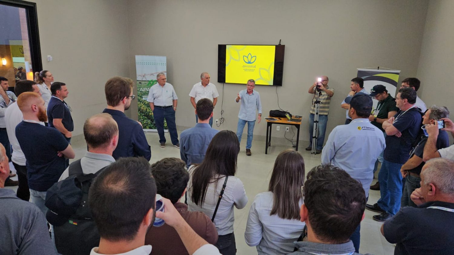 APROSMAT recebe missão com sementeiros da APASSUL